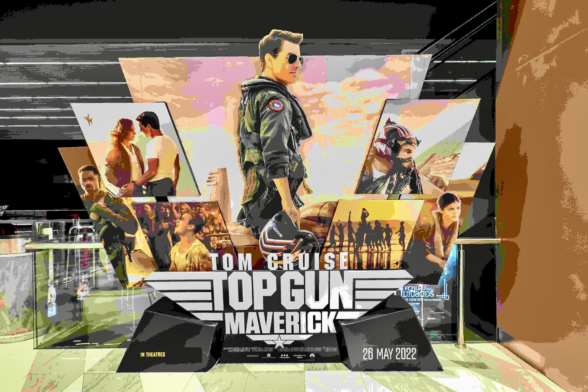 أعلى عشرة أفلام تحقيقاً للإيرادات في النصف الأول من العقد