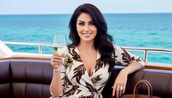 هارباً من جنوني…