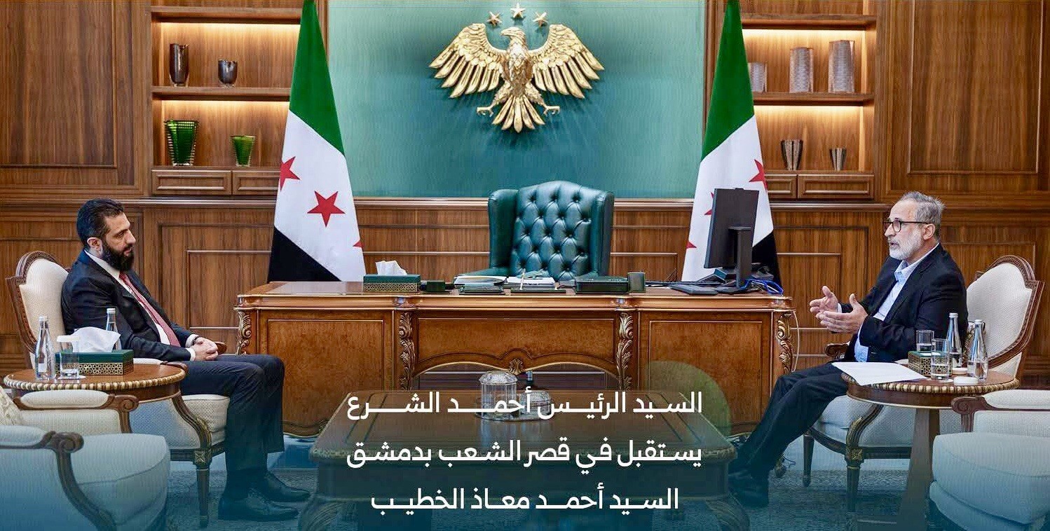 مشاورات برلمانية سورية بين الشرع والخطيب في قصر الشعب بدمشق …